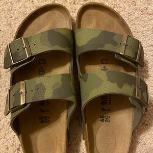 Arizona Camo Birkenstock